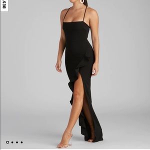 Worn once for a sorority formal but perfect for any event!